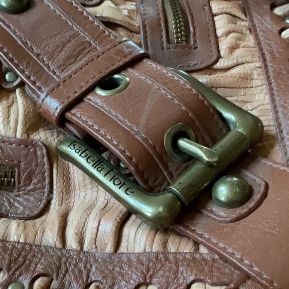 Isabella Fiore Tan Hobo Bag with Textured Leather - Picture 8 of 8